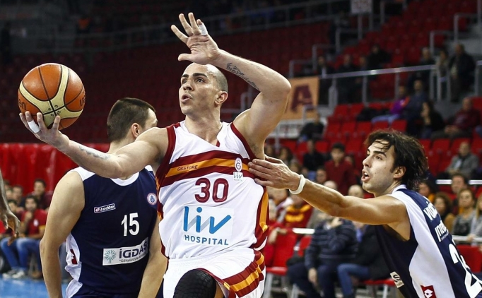 G.Saray, zorlu K�z�ly�ld�z deplasman�nda