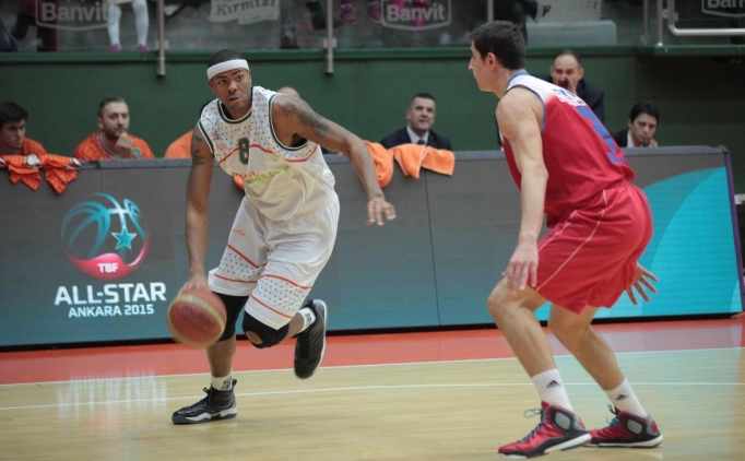 Banvit, ilk yar�y� galip tamamlad�!
