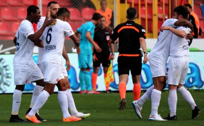 Mersin'de gol ya�muru! Pa�a'ya �ok...