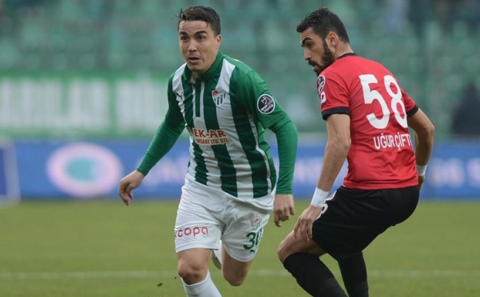 Bursaspor 90'dan sonra a��ld�! Sahas�nda...