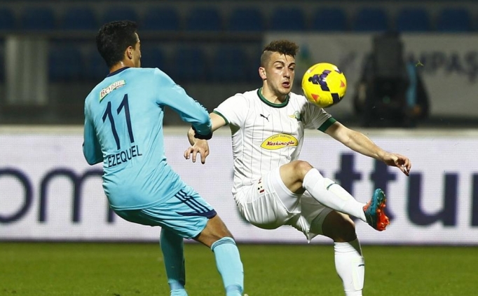 Akigo, Pa�a'ya pes etmedi! D�ello!