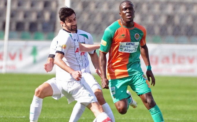 Alanyaspor, Denizli viraj�n� kay�ps�z ge�ti!