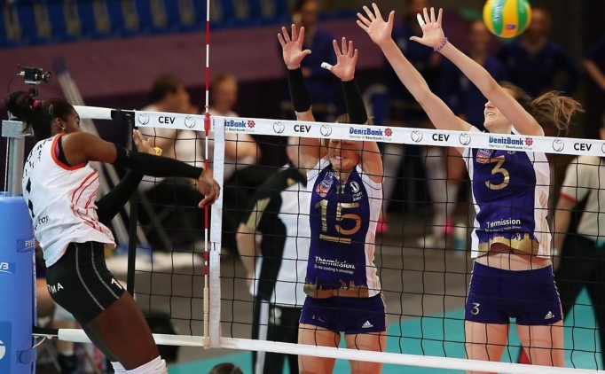 Eczac�ba�� Final Four'da