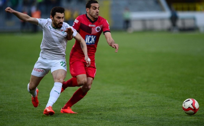 Bursaspor'dan m�thi� geri d�n��! Yar� final...