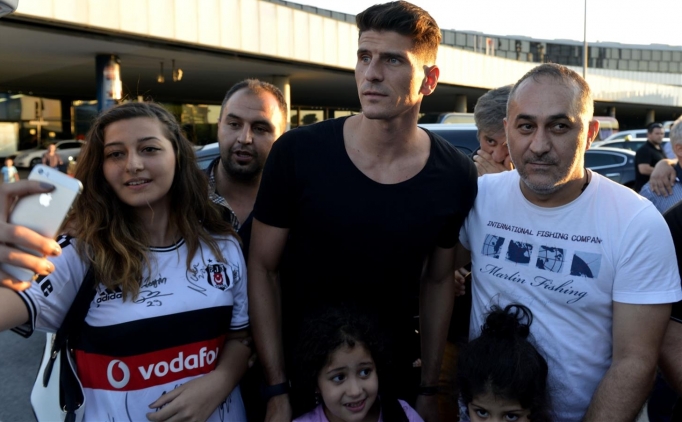 Gomez kampa kat�ld�!