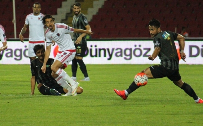 Akhisar, Mersin'i Bal�kesir'de devirdi!