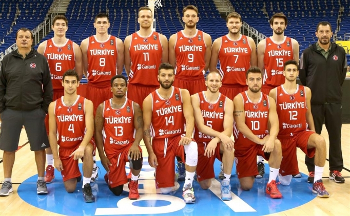 12 Dev Adam, EuroBasket'e haz�r