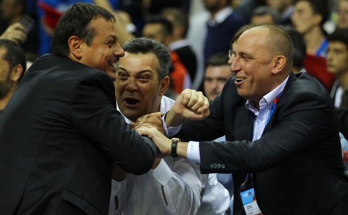 Ergin Ataman: 'Biz hak ettik bu ma��'