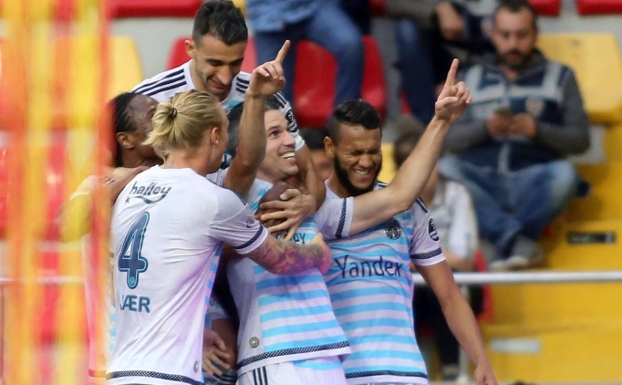 Fenerbah�e-Ajax! Muhtemel 11'ler...