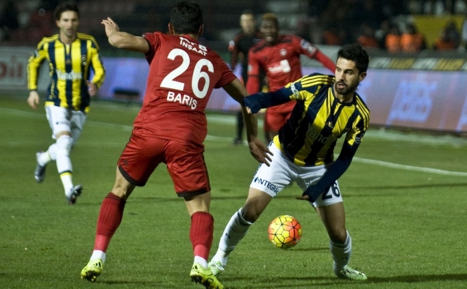 Fenerbah�e direkten d�nd�!