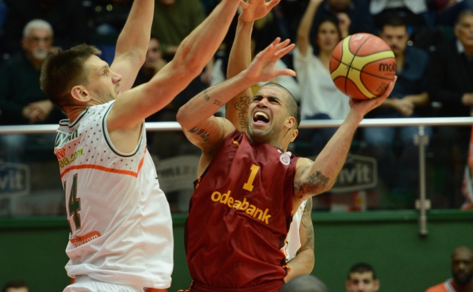 G.Saray geri d�nd�, Banvit izin vermedi!