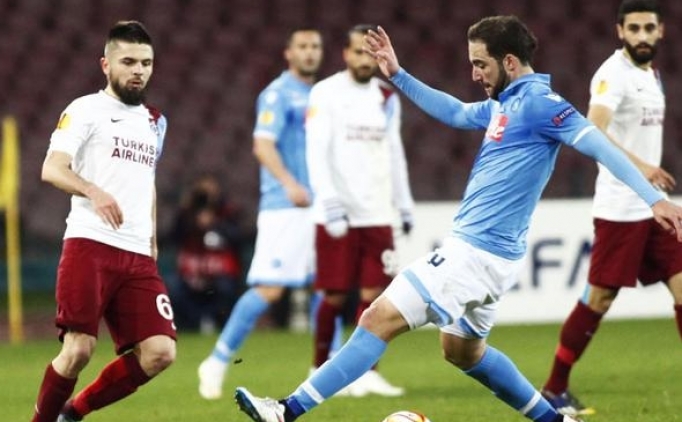 Trabzonspor tek kur�unla y�k�ld�!