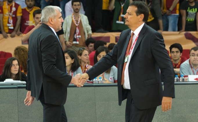 �pek�i'de dev derbi! Galatasaray-Fenerbah�e...