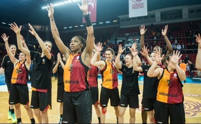 Galatasaray ��k���n� s�rd�rmek istiyor