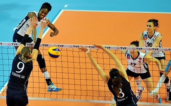 Fenerbah�e, �lbank'� rahat ge�ti!