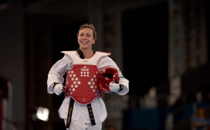 Azeriler'in tekvandoda alt�n sevinci