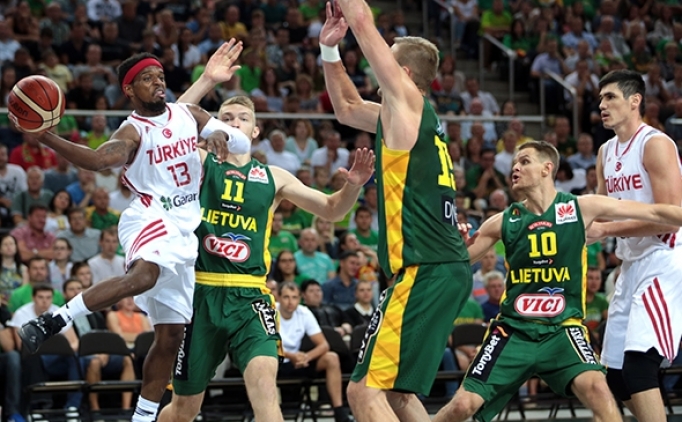 Milliler Litvanya'ya farkl� kaybetti!