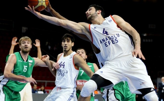 Anadolu Efes Konya'y� farkl� ge�ti!