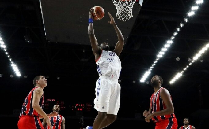 Anadolu Efes'ten TED Kolejliler'e dev fark!