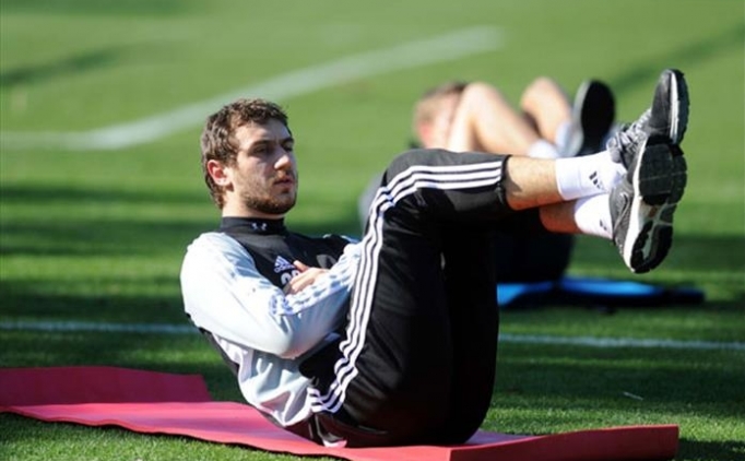 Korcan �elikay 'D��t�ysek, ��kmas�n� biliriz'