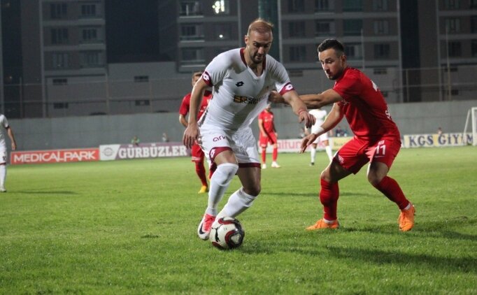 Bal�kesirspor, ilk galibiyetine ula�t�!