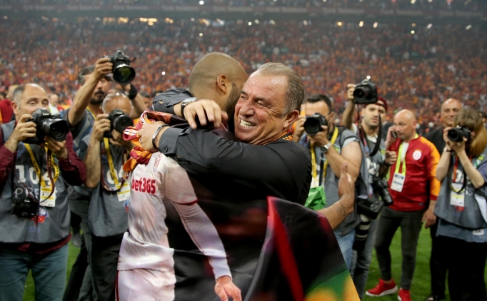 Fatih Terim: 'Look at the tabela'