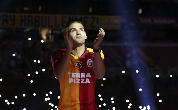 Radamel Falcao çılgınlığı her yerde!