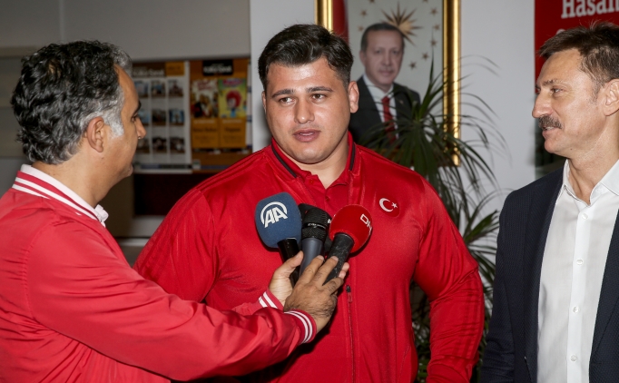 Rıza Kayaalp'ten Bahçelievler Belediyesine ziyaret