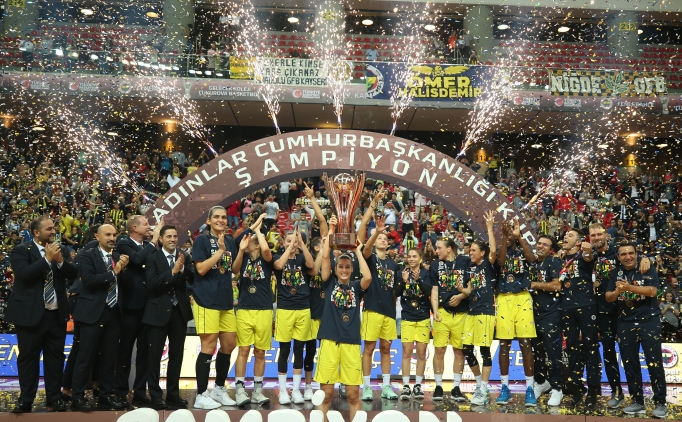 En büyük kupa Fenerbahçe'nin!