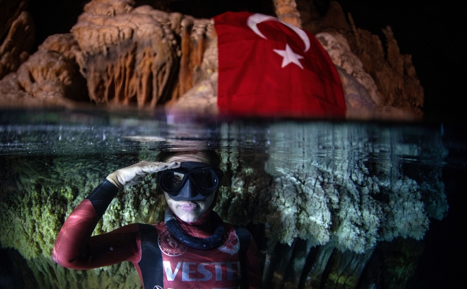 �ahika Erc�men'den d�nya rekoru