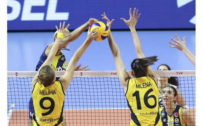 Fenerbahçe dev maçta set vermedi