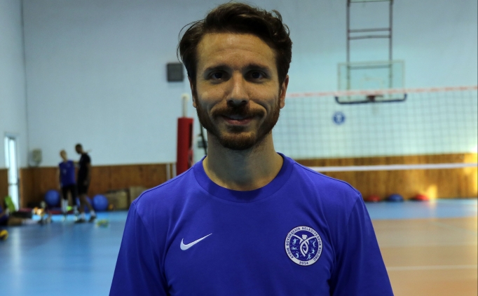 Türk voleybolunun yıldızı parlıyor