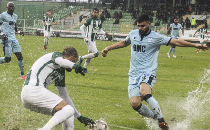 Giresunspor tek att�, Adana Demirspor y�k�ld�