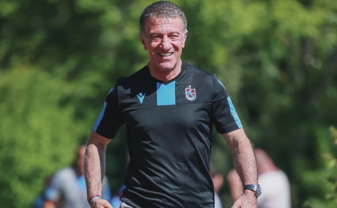 Ahmet Ağaoğlu: 'Dileğimiz başarı merdivenlerini tırmanmak'