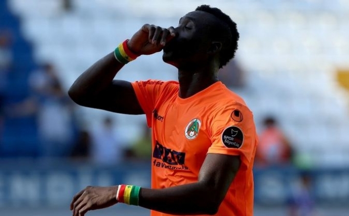 Beşiktaş'a Papiss Cisse teklifi