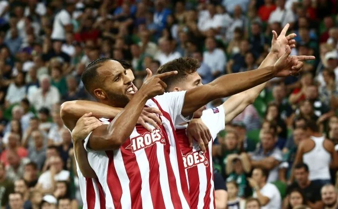 Valbuenalı Olympiakos, Devler Ligi'nde!