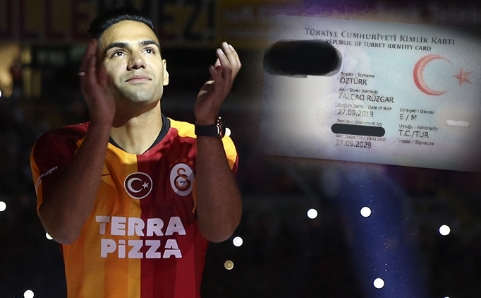 Oğlunun adını 'Falcao' koydu