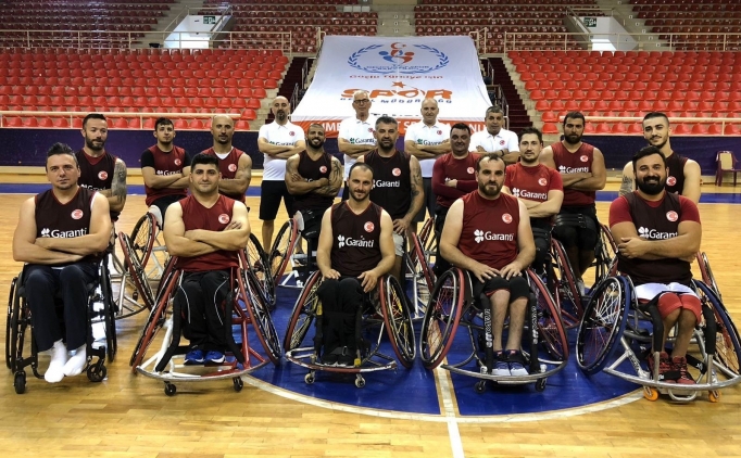 Tekerlekli sandalye basketbolunda Avrupa üçüncülüğü