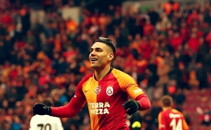 Galatasaray'�n sponsor form�l�