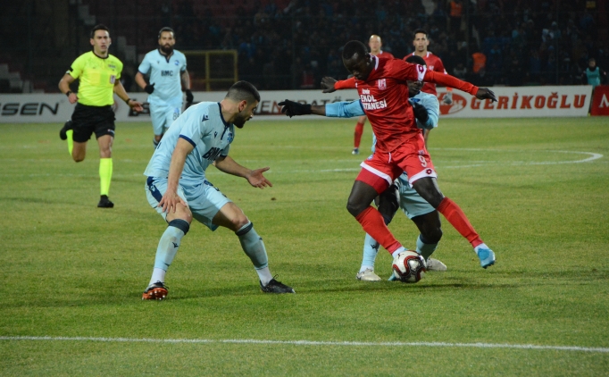 Adana Demirspor, deplasmanda patlad�!