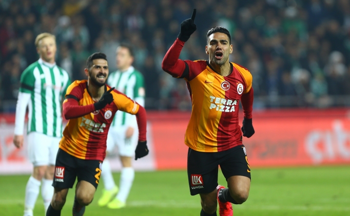 Galatasaray 3 puan ald, 2 yldz sakatland!