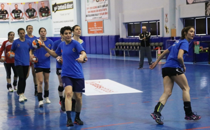 Kastamonu Belediyespor'un hedefi EHF Kupas�'nda final