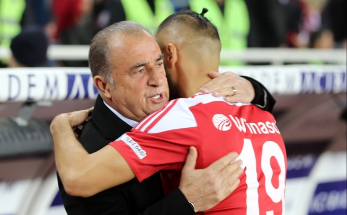 Yasin �ztekin: 'Galatasaray'da 6 kupa kazand�m'