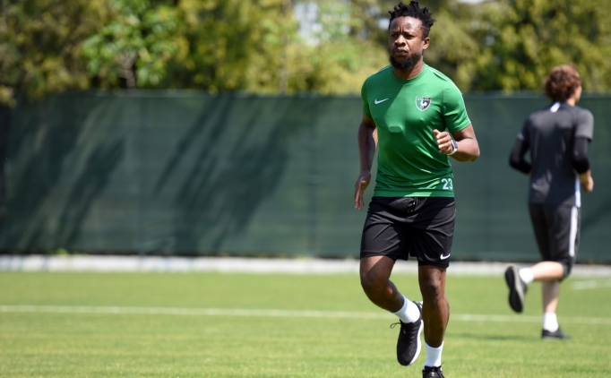 Yukatel Denizlispor'da saha antrenmanlar� ba�lad�