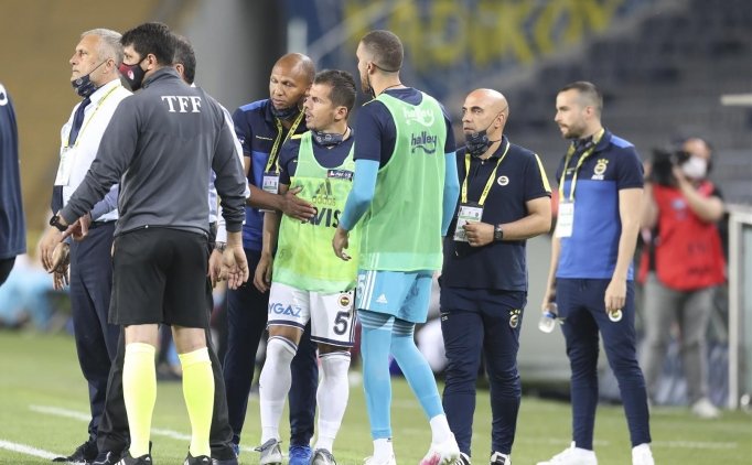 Sinan Engin: 'Emre Bel�zo�lu, gelecek sezon trib�nde olsun'