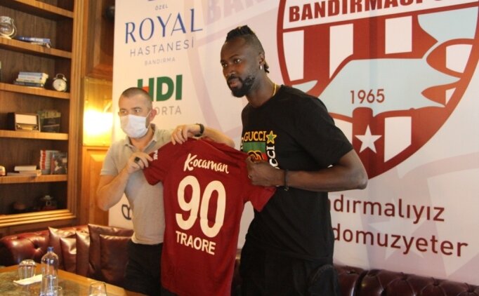 Royal Hastanesi Band�rmaspor, Lacina Traore ile s�zle�me imzalad�