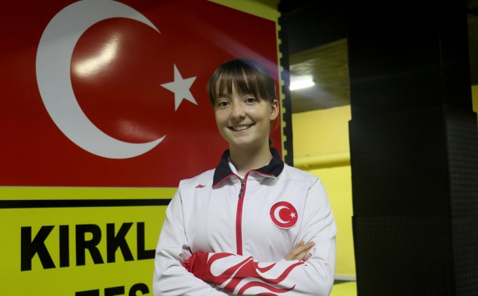 R�meysa Nur Ergin tekvandoda 'en iyi isim' olmak istiyor