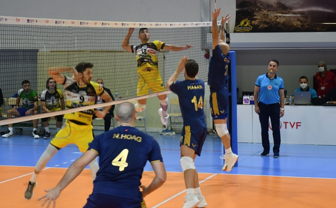 Fenerbah�e deplasmanda Arhavi'ye set vermedi