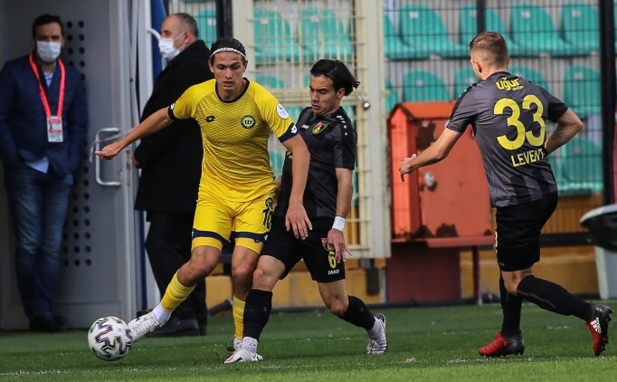 Tarsus �dman Yurdu, �stanbulspor'u yenerek turlad�