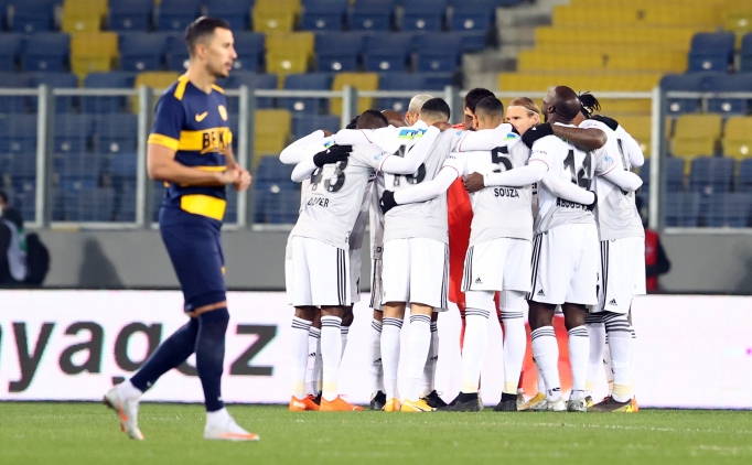 Sergen Yal��n'dan ilk 11'e 3 farkl� isim